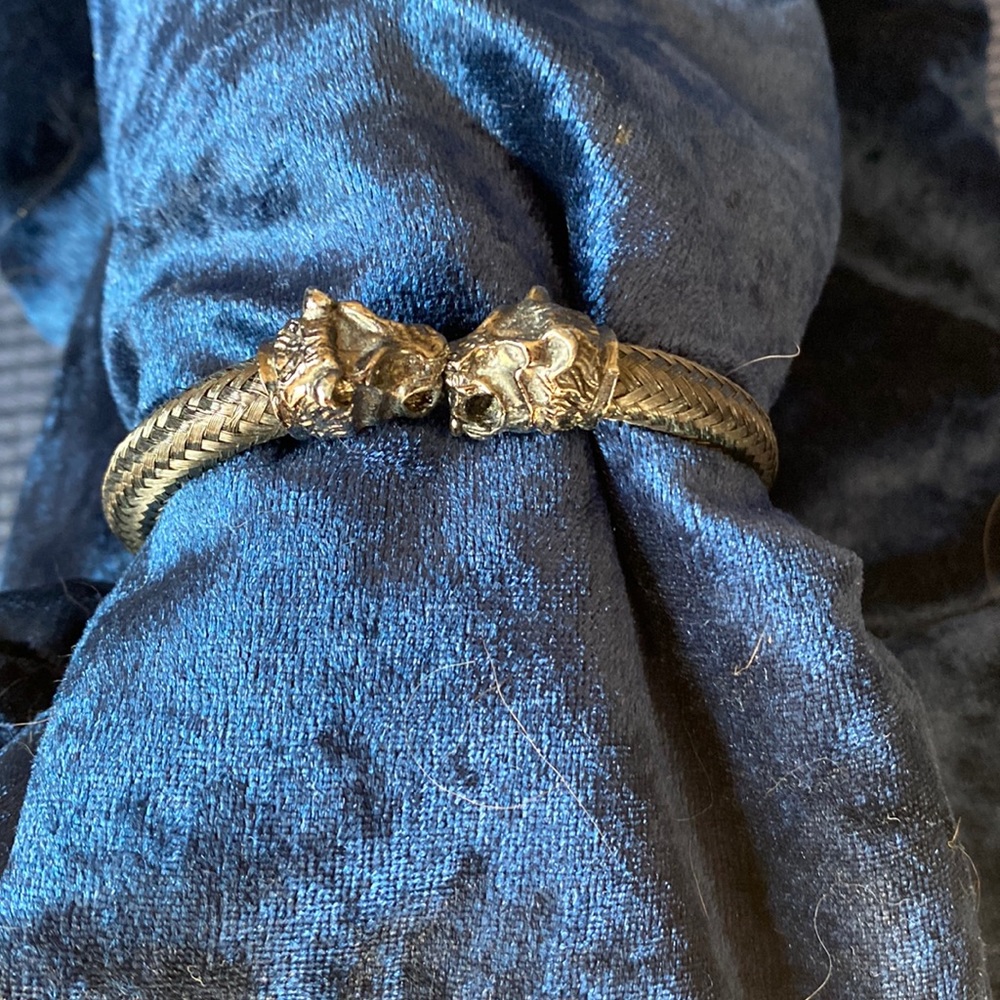 Lion-head Gun Metal NWOT Fashion Cuff Bracelet
